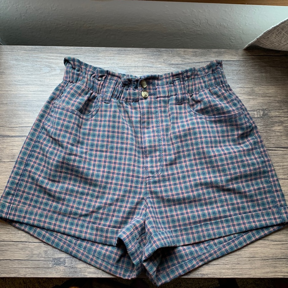 American Eagle Highwaisted Vintage shorts size 12
